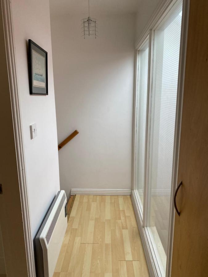 Village Centre Apartment Lahinch Extérieur photo