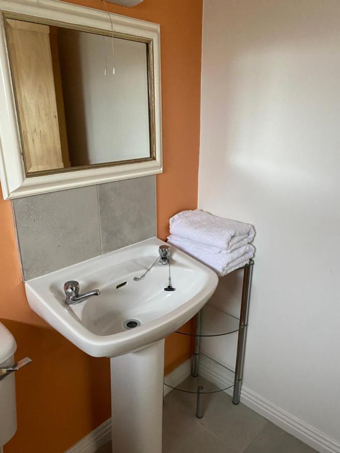 Village Centre Apartment Lahinch Extérieur photo